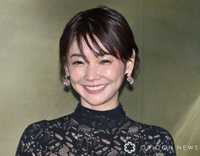 吉岡里帆、クリスマスは「渋いんですけど、毎年人間ドックに行ってます。空いているので」