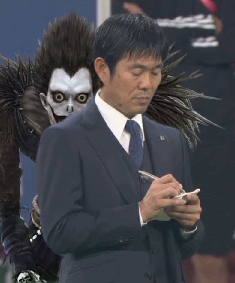 【ネタ】森保監督がメモ帳に何を書いてるか教えてください
