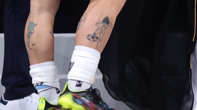 W杯優勝のアルゼンチン、「ピカチュウ」の刺青をした“日本好き”選手がいた | Qoly | FIFA ワールドカップ 2022 完全ガイド by ABEMA