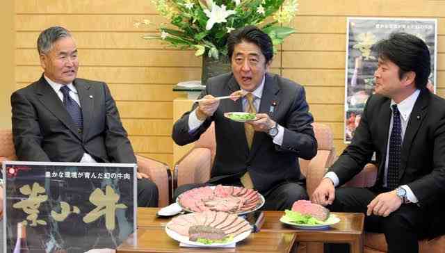 三原じゅん子議員｢走行距離課税｣が税制大綱に盛り込まれなかったと報告｢車社会なので助かりました｣安堵の声も