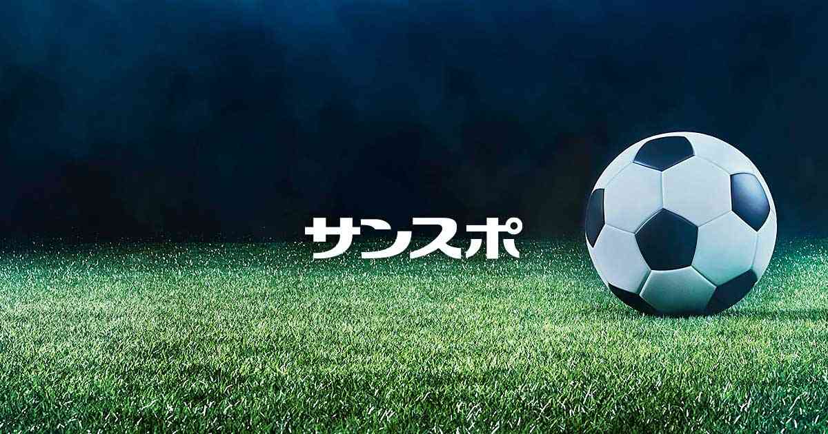 エミリアーノ・マルティネス、最優秀ＧＫトロフィーを股間に当てた理由は…「フランス人たちに野次られたから。不遜な態度は許さない」 - サンスポ