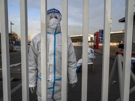 「ゼロコロナ」緩和、中国で感染急増か－死者200万人超との推計も（Bloomberg） - Yahoo!ニュース