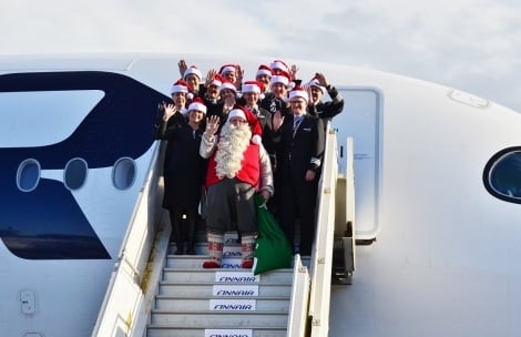 フィンランドから公認サンタクロース、3年ぶり来日 成田に降り立つ