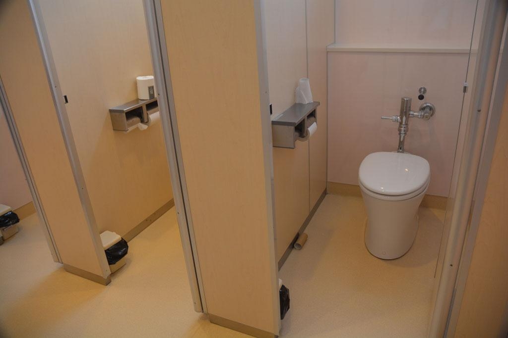 学校での“生理バレ”が怖くてトイレにすら行きたがらない　過剰に隠す子どもたちの実情(1/2)〈AERA〉 | AERA dot. (アエラドット) 