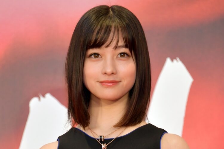 橋本環奈、浜辺美波…トレンドの“顔”はベビーフェイス　スマホの写真機能向上も影響（NEWSポストセブン） - Yahoo!ニュース