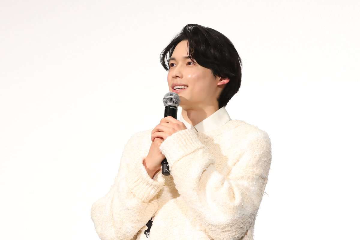 『すずめの戸締まり』松村北斗のサプライズ登場に新海誠監督&野田洋次郎びっくり