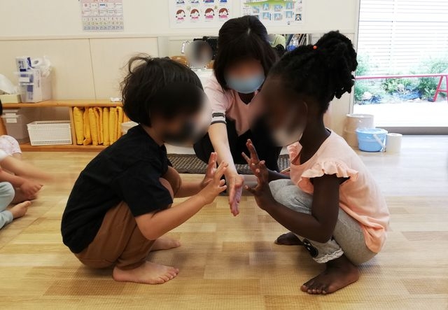 「和式」多い学校トイレ 保育園では“訓練”も… 最新式は男子“個室” 性的マイノリティーへの対応も