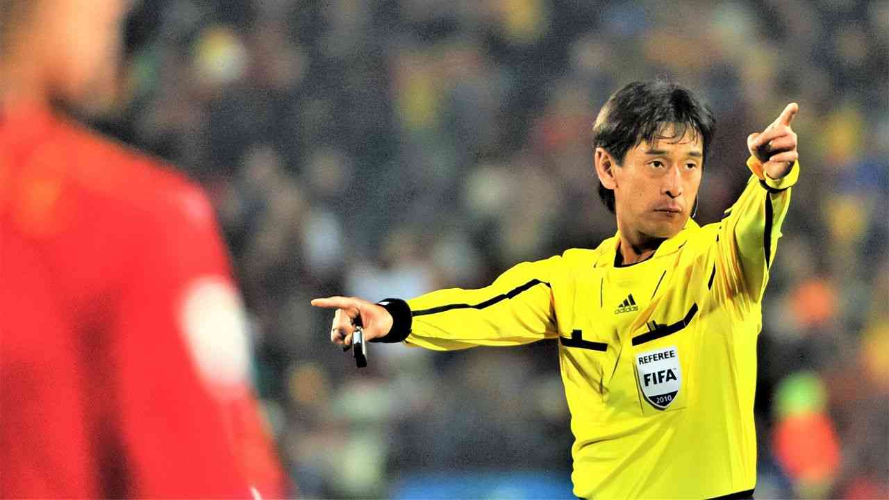 サッカー・ワールドカップでも活躍─世界最高峰の競技別ホイッスルを生み出すモルテンのこだわり | nippon.com