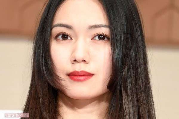二階堂ふみ、多忙すぎて「大学中退宣言」（週刊女性PRIME）