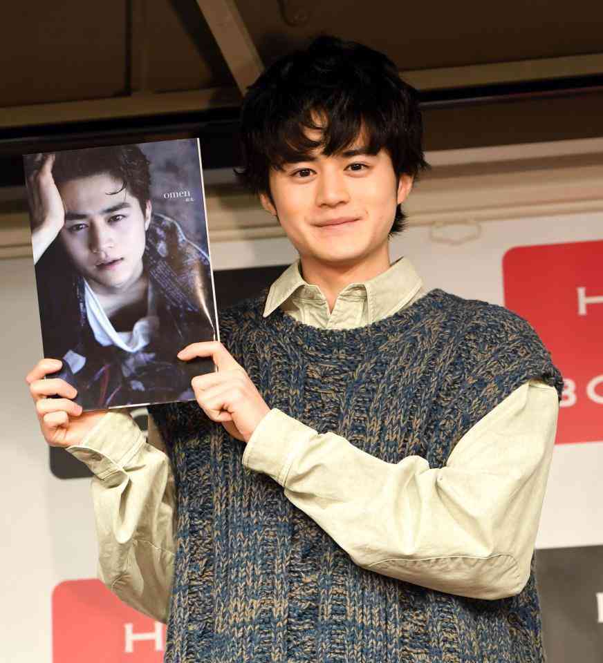 「silent」で話題の鈴鹿央士　初写真集は「人生で一番幸せ」な3年間を凝縮