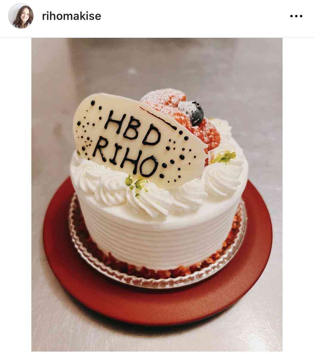 牧瀬里穂、誕生日＆結婚記念日の報告に「いつまでも憧れの人」「全然51歳に見えん」の声