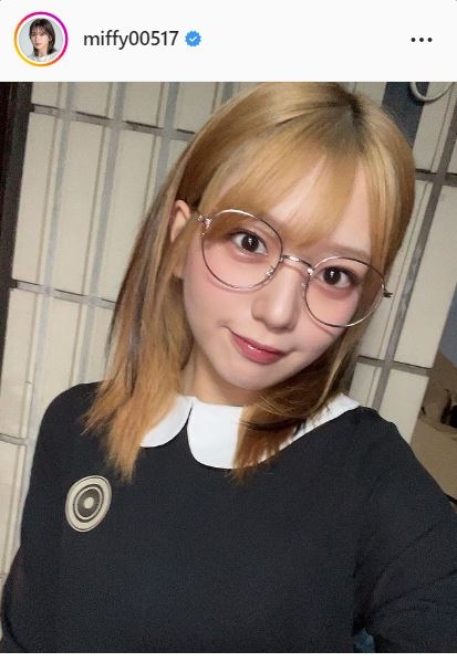 長月翠が金髪姿披露「歳考えて」の批判コメに「何歳でも好きなように生きて良くない！？」と反論 - 芸能 : 日刊スポーツ