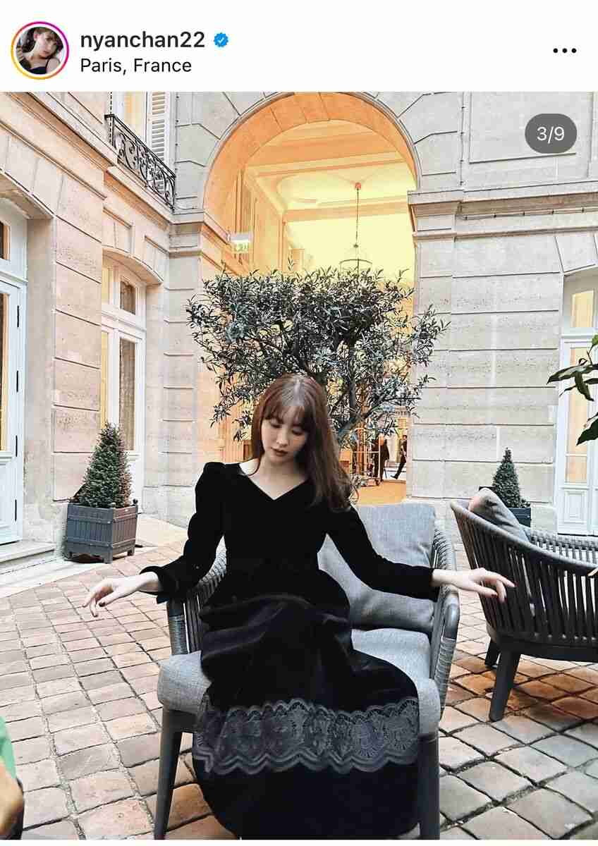 小嶋陽菜、パリでのエレガントな姿に絶賛の声「パリの雰囲気にぴったり」「写真集1冊出来ちゃう！」