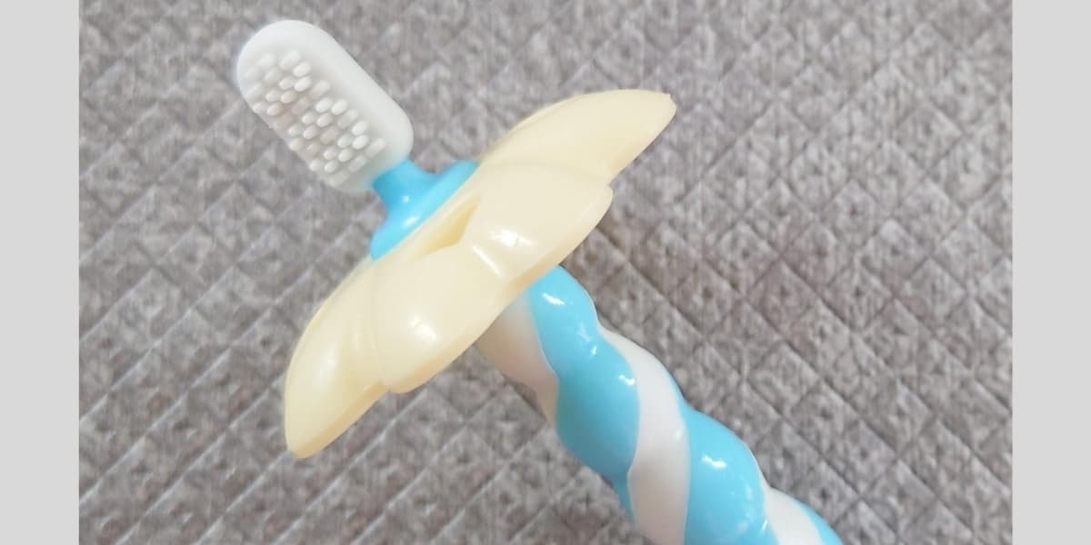 「泣き叫ぶ声聞こえた」乳児が子ども用歯ブラシで事故、親がSNSに投稿　西松屋は注意呼びかけ - 弁護士ドットコム