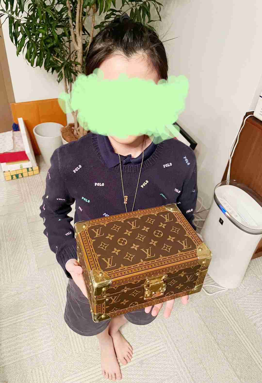 市川團十郎　ヴィトンから大量の贈り物→9歳長男に「台本」用にとトートバッグ、11歳娘に宝石箱プレゼント
