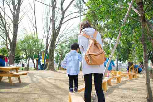 保育士は本当に「誰でもできる仕事」なのか？現場の意見から考える | 保育士求人なら【保育士バンク！】