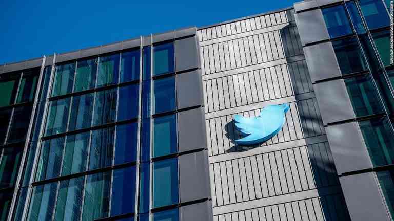 米ツイッター、本社の備品を競売に - CNN.co.jp