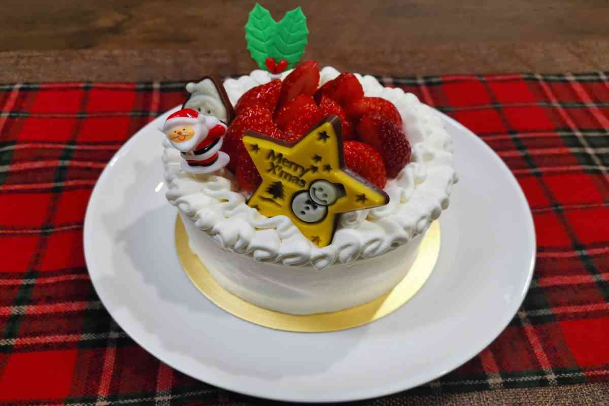 クリスマスケーキを手作りしたらどれほど節約可能? 衝撃の価格差になる事が判明