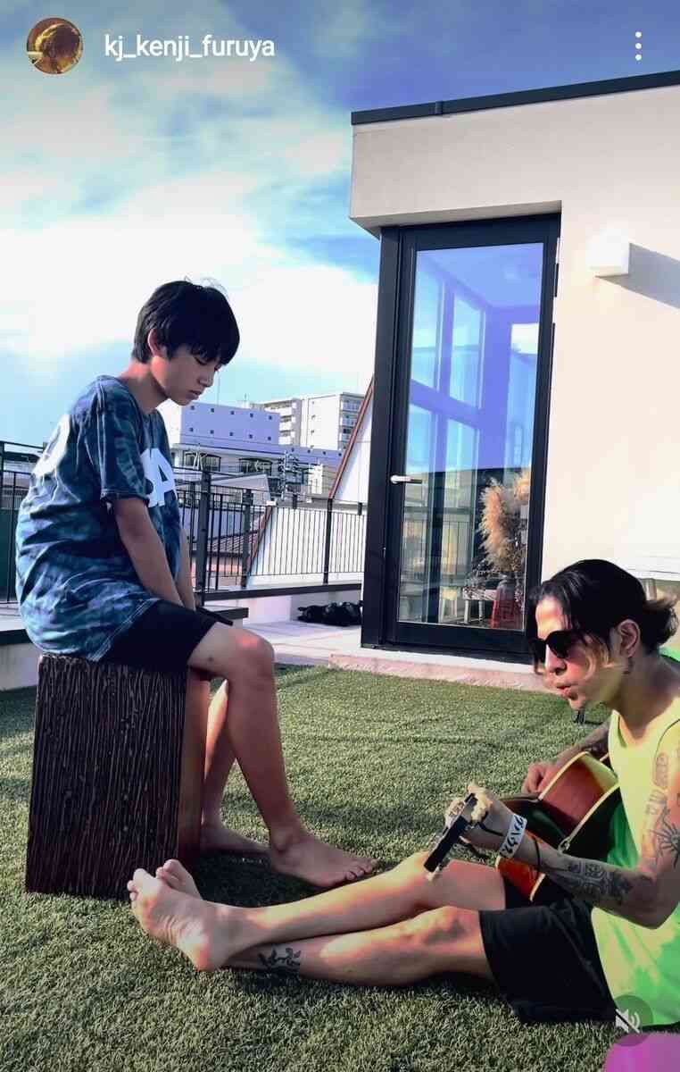 「Dragon Ash」降谷建志、妻・MEGUMIと夫婦ショット!13歳イケメン長男の顔出しも話題