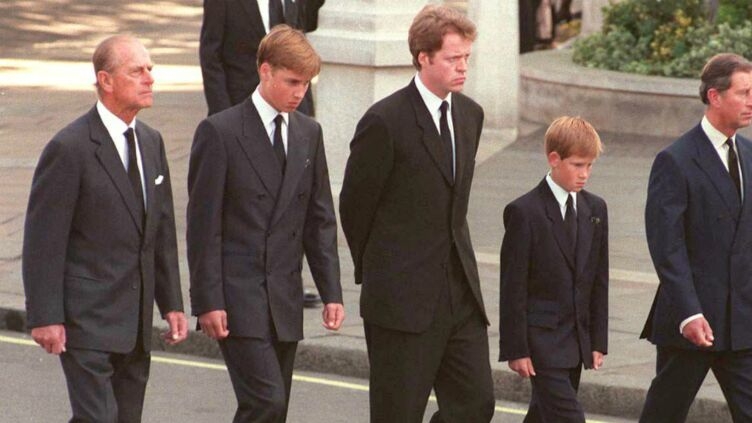 妻の流産はタブロイド紙のせい、ヘンリー英王子が王室と報道に対する新たな持論展開