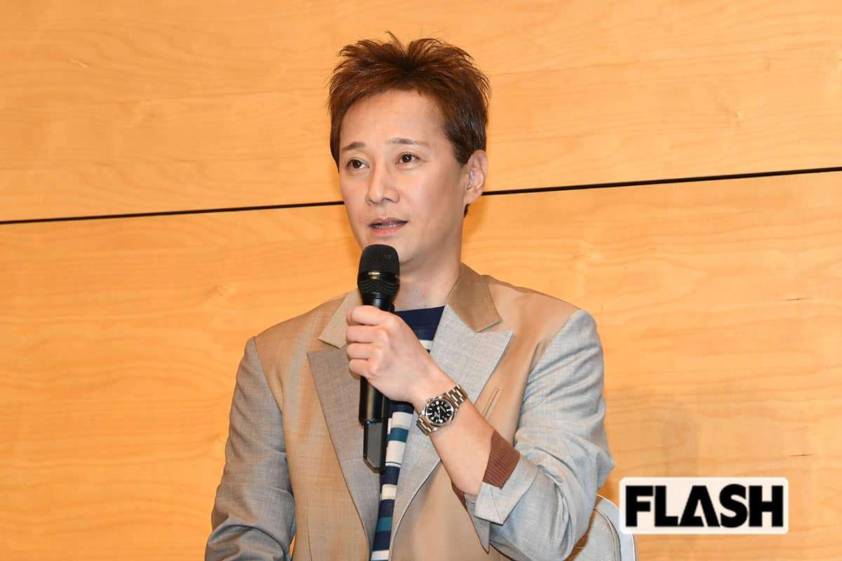 中居正広、紺綬褒章飾版を受章…SMAPメンバーにも見せていた私財投げうつ “支え” の精神 | Smart FLASH/スマフラ[光文社週刊誌]