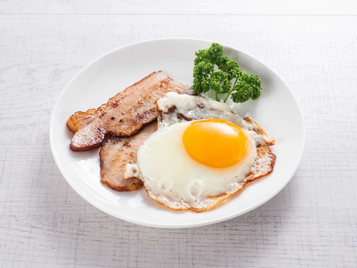 スタジオジブリで『目玉焼き調味料論争』が勃発　終了させた宮崎駿監督のひと言  –  grape [グレイプ]