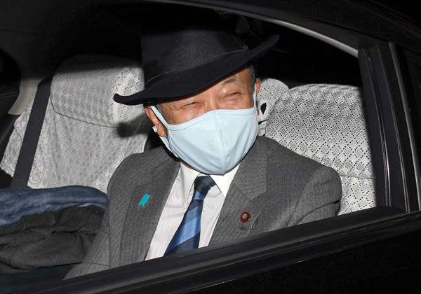 麻生太郎氏「防衛増税 国民の理解得た」に批判集中 “キングオブ老害”の会合費は年664万円（日刊ゲンダイDIGITAL） - Yahoo!ニュース