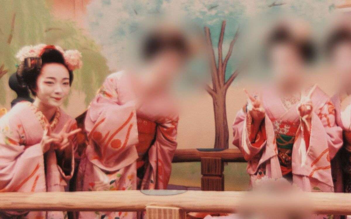 《元舞妓らが告発》ドラマとは違う“舞妓のまかない”の壮絶なリアル「カビが生えた食事なんて日常茶飯事」「殺伐とした食卓。一人だけ石の硬い上がり框で夕飯を…」