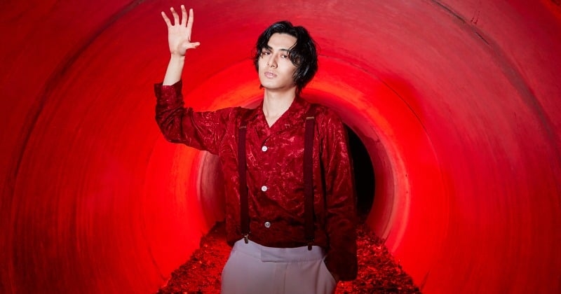 【紅白】藤井風、今年海外で最も聴かれた日本の曲「死ぬのがいいわ」を圧巻歌唱  | ORICON NEWS