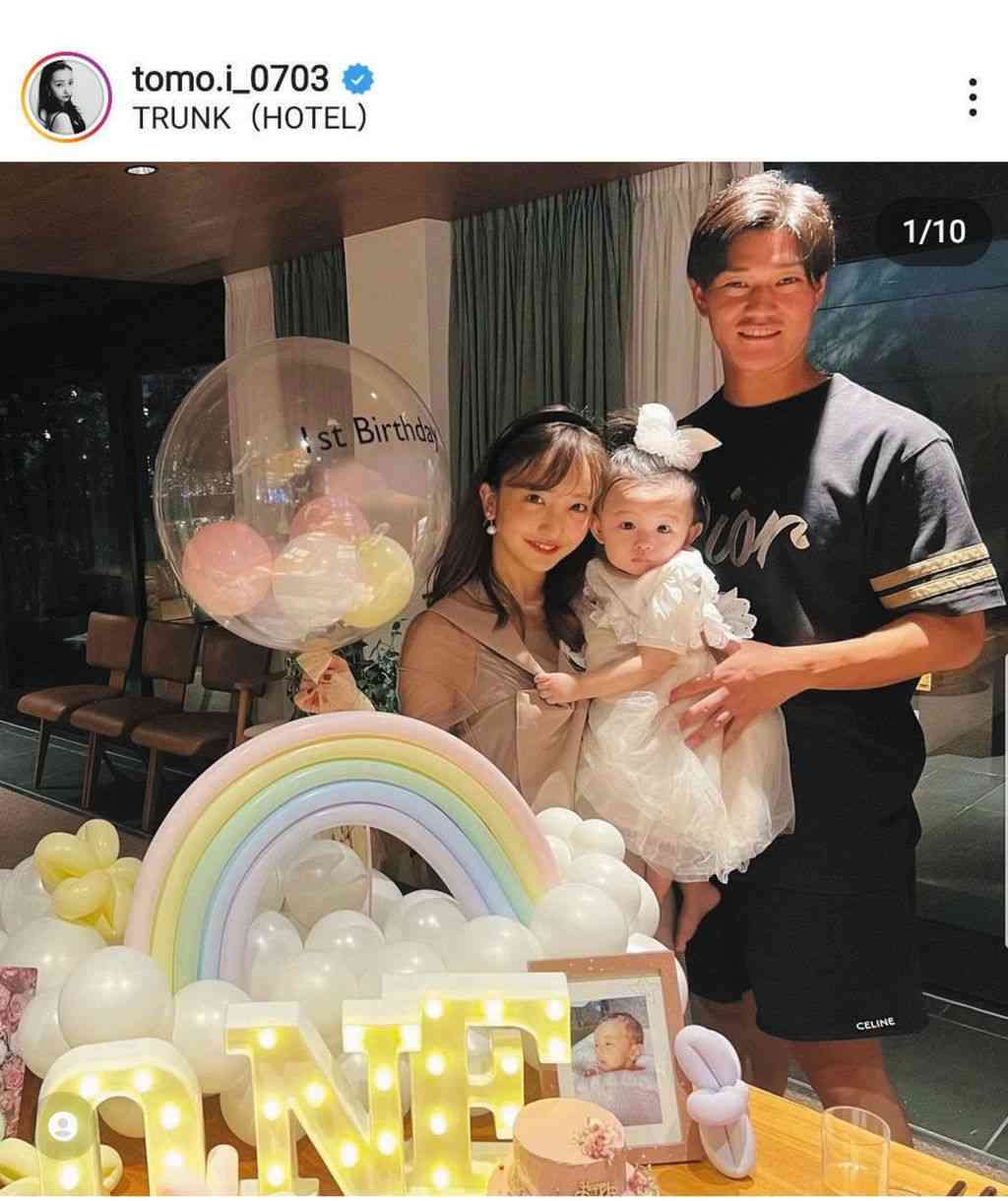 板野友美、ハワイでウエディングムービー撮影　幸せ家族にファン羨望「この家族大好き」
