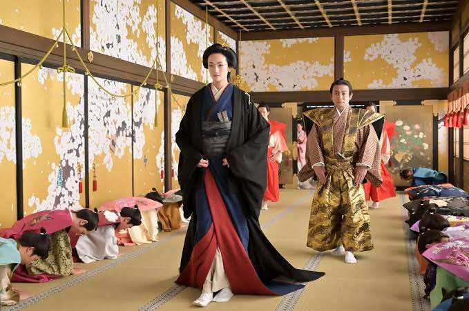 “男女逆転の大奥”　冨永愛の吉宗、貫地谷しほりの久通に絶賛の声　「暴れん坊将軍」もトレンドに