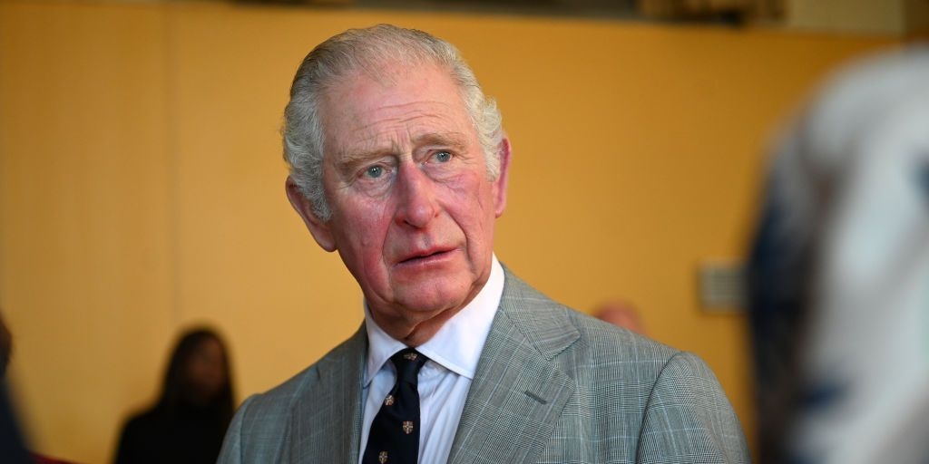 チャールズ皇太子、ヘンリー王子夫妻の子どもの肌の色についてコメントしたという主張は「作り話」だと否定｜ハーパーズ バザー（Harper's BAZAAR）公式