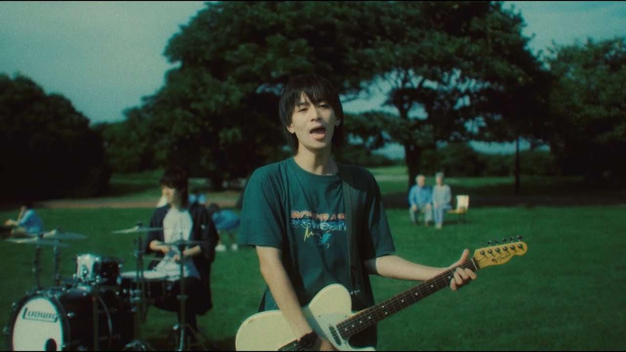 ammo - おもしろい方へ - Music Video - YouTube