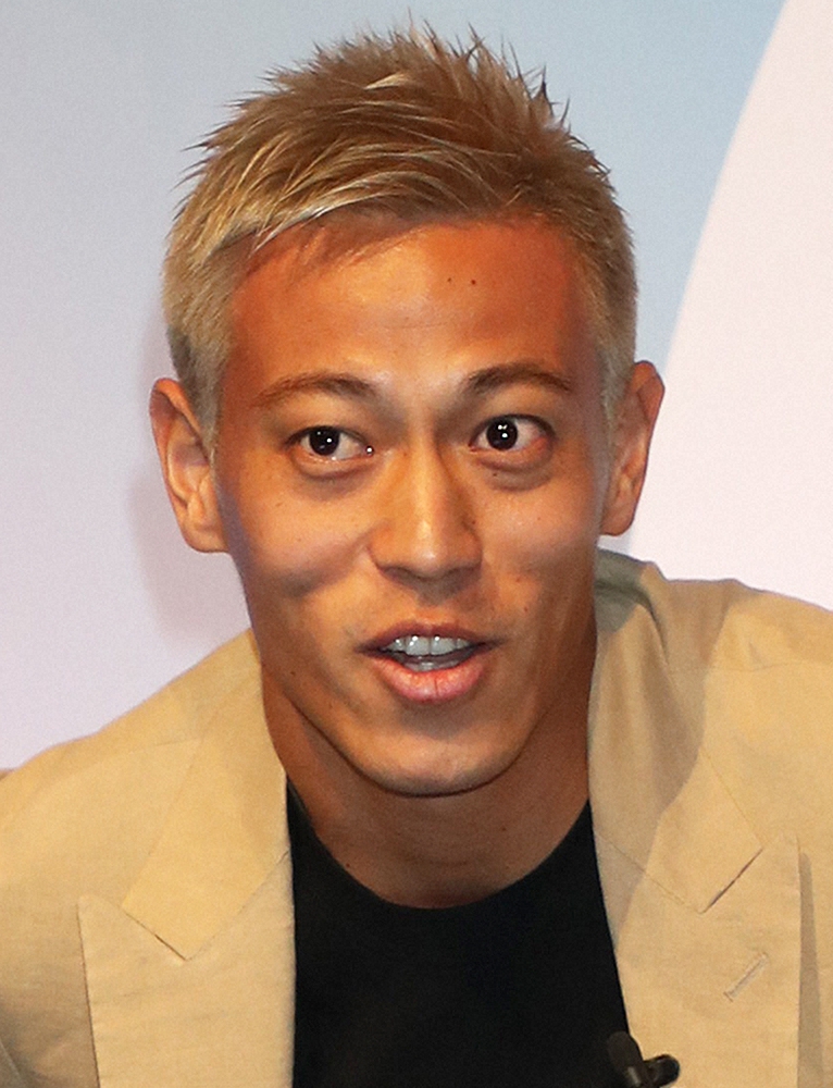 本田圭佑　コンビニのレジで…「これって僕が悪い？」　ツイートに反響「なんか親近感」「VARか？」― スポニチ Sponichi Annex 芸能