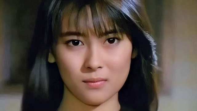 なぜ昔のアイドルは大人っぽく見えたのか