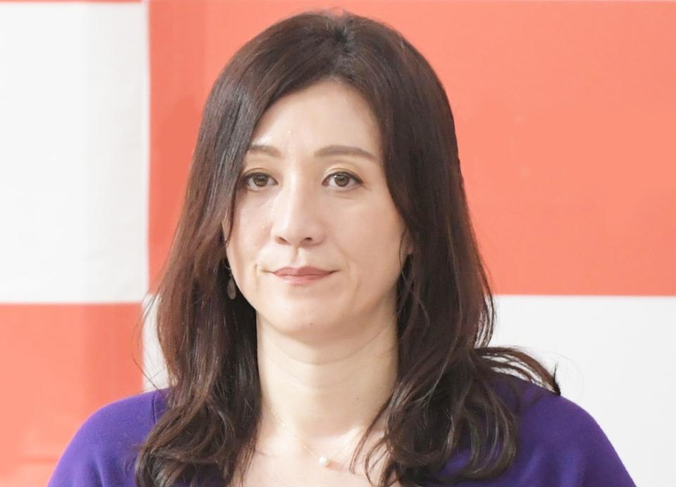 「井川遥かと」の声殺到　野々村友紀子が奇跡の一枚で激変　驚異の引き算メイク、宮沢りえの声も