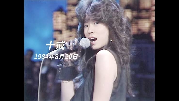 なぜ昔のアイドルは大人っぽく見えたのか