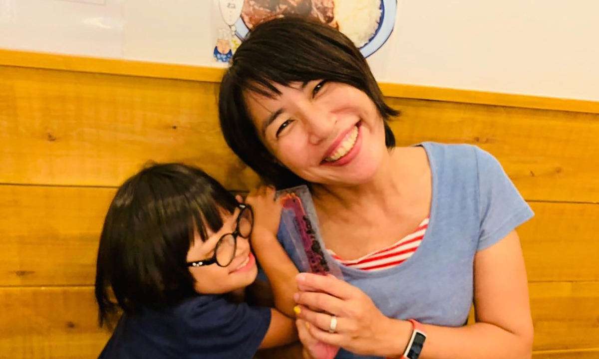 奥山佳恵 11歳次男の「ダウン症」の公表を決断した「長男のひと言」｜CHANTO WEB