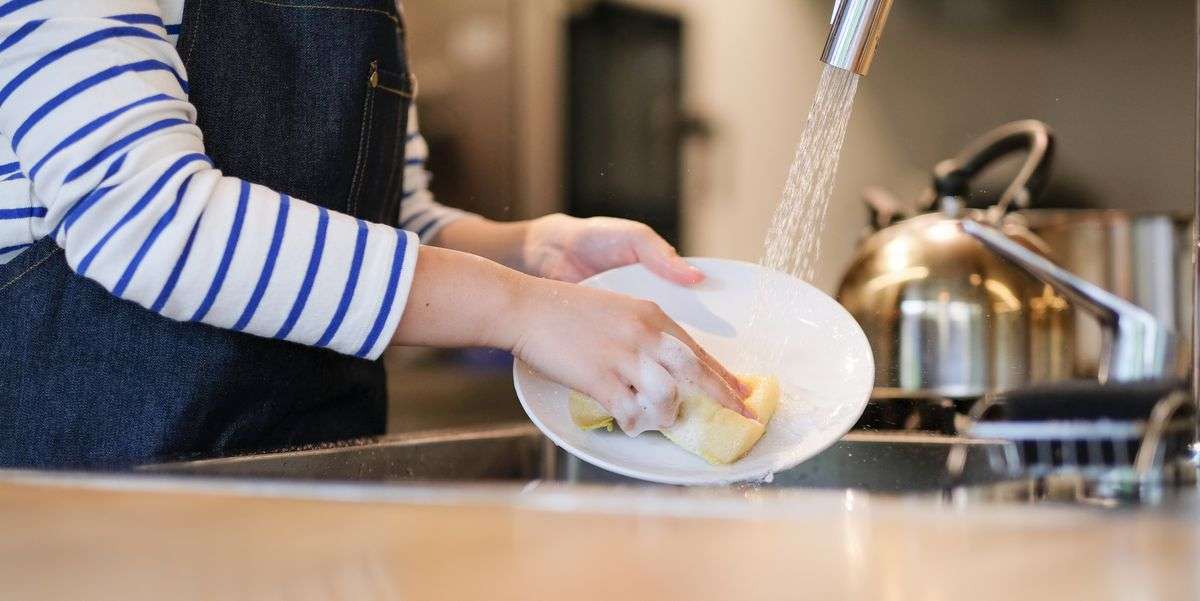 手湿疹（主婦湿疹）になりやすい編集者おすすめ。手荒れしにくく油汚れも落ちる食器用洗剤７選