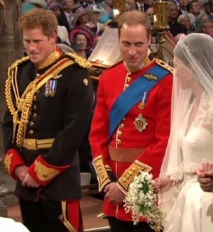 ヘンリー王子、ウィリアム皇太子の花婿介添人役は「演じさせられて、白々しい嘘だった」 - Yahoo! JAPAN