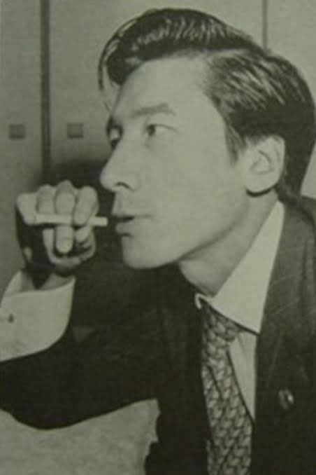 この人が、あの人の若い頃に似ている。