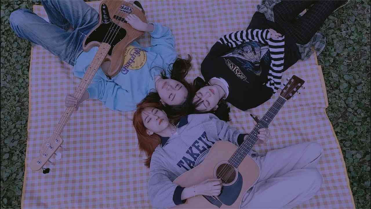 Chilli Beans. - シェキララ (Acoustic ver.) - YouTube