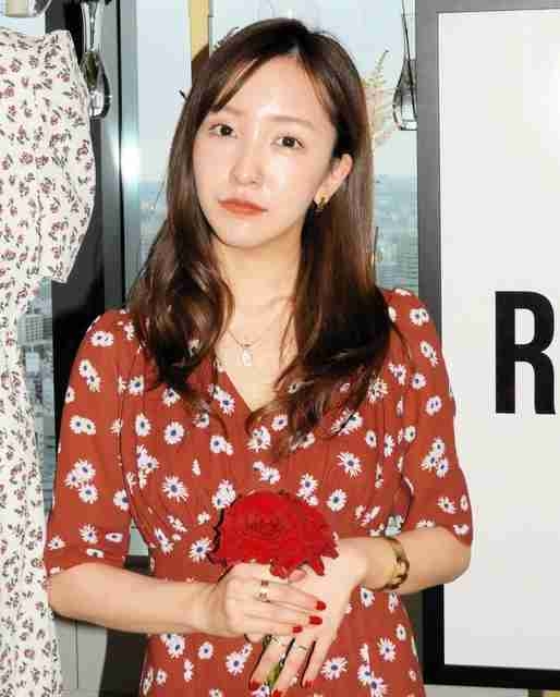板野友美、水着で大胆美ボディ「これは凄いぃぃ～!」「sexy友ちんが帰ってきた」