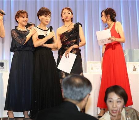 神田うの 日本も「安倍晋三国際空港にして欲しいな」投稿 昭恵夫人と親交