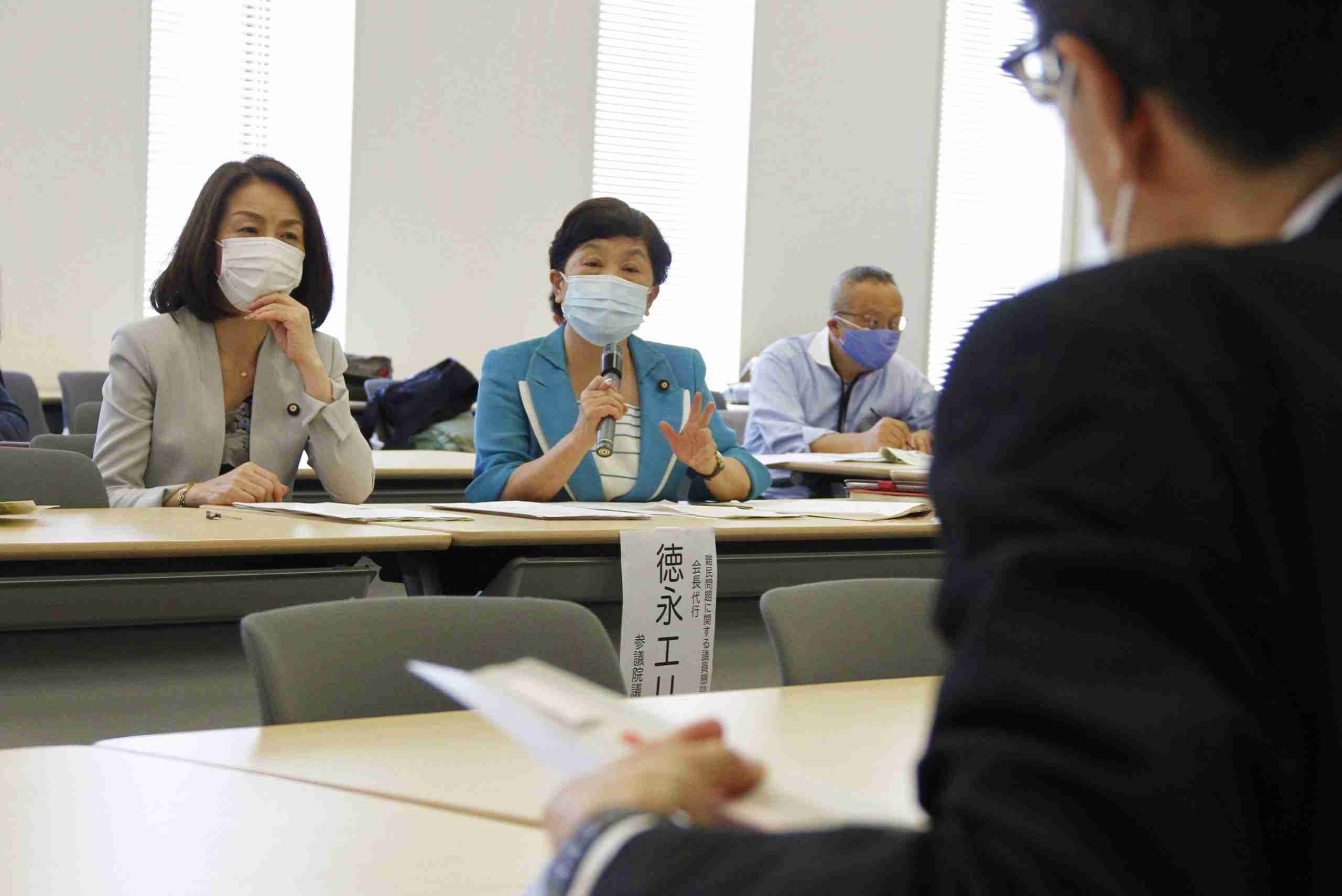 入管庁アプリに非難の声－党首が難民懇で重大な人権侵害を追及－ - 社民党 SDP Japan
