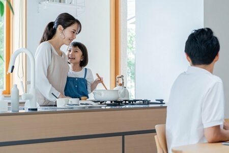 東京の子育て世帯「年収1000万円以上」は約2割に。世帯年収と生活費をグラフで見る（LIMO） - Yahoo!ニュース
