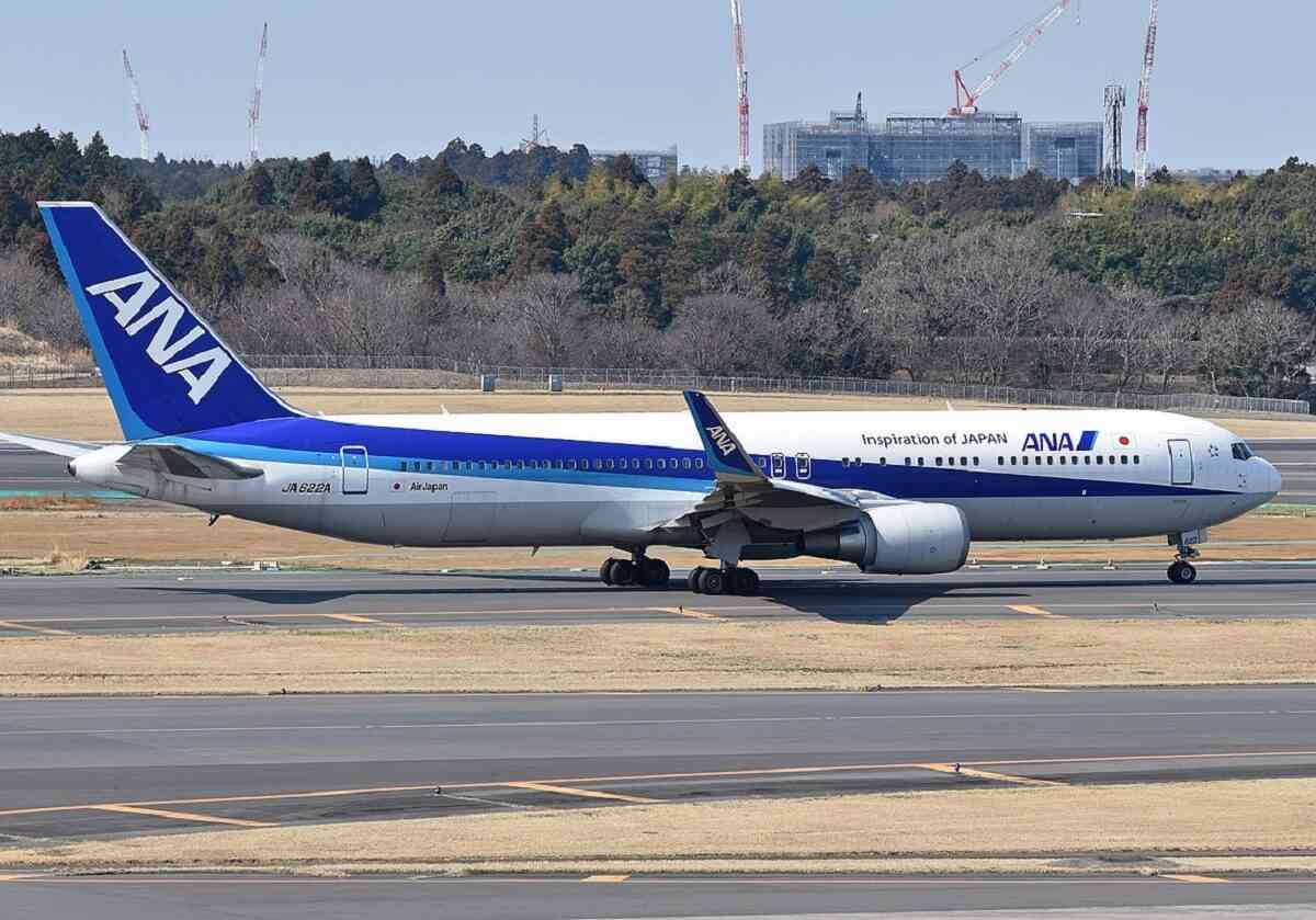ANA、CAの私的SNS監視＆“取り調べ”の実態…同期の密告を強要、専門部署の存在