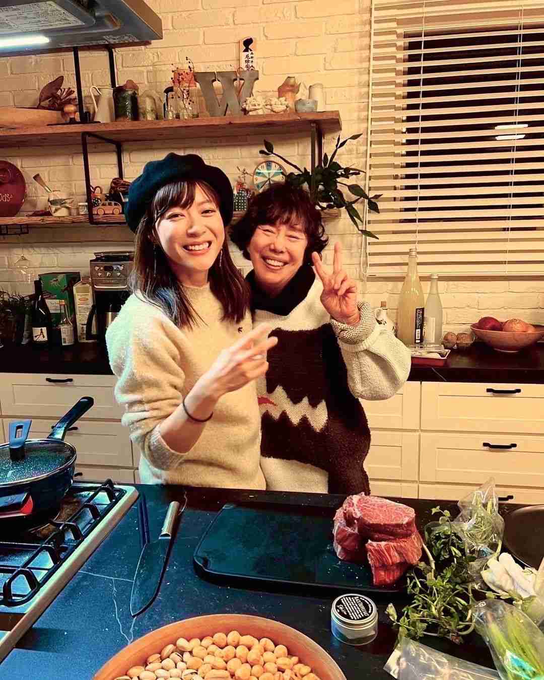 上野樹里、義母・平野レミと“嫁姑”ショット「似てきてる??」「ありそうでなかったツーショット」
