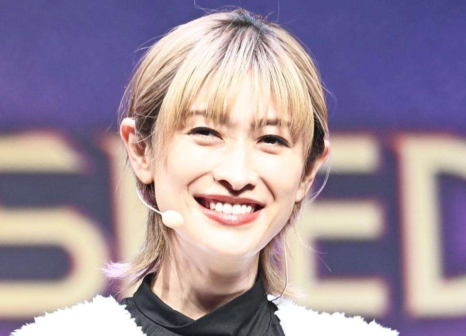 山田優　マルニ×ユニクロコラボ服で圧倒的すぎる「美脚」披露　上下で2千円台