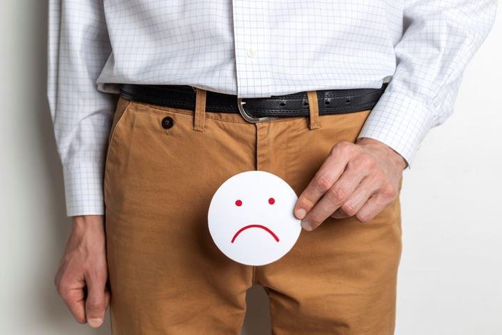 コロナ感染で男性器の「サイズが縮小」との報告が相次ぐ、「一生このまま」と